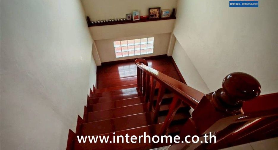 Casa en venta de 3 habitaciones en Khlong Sam Wa, Bangkok
