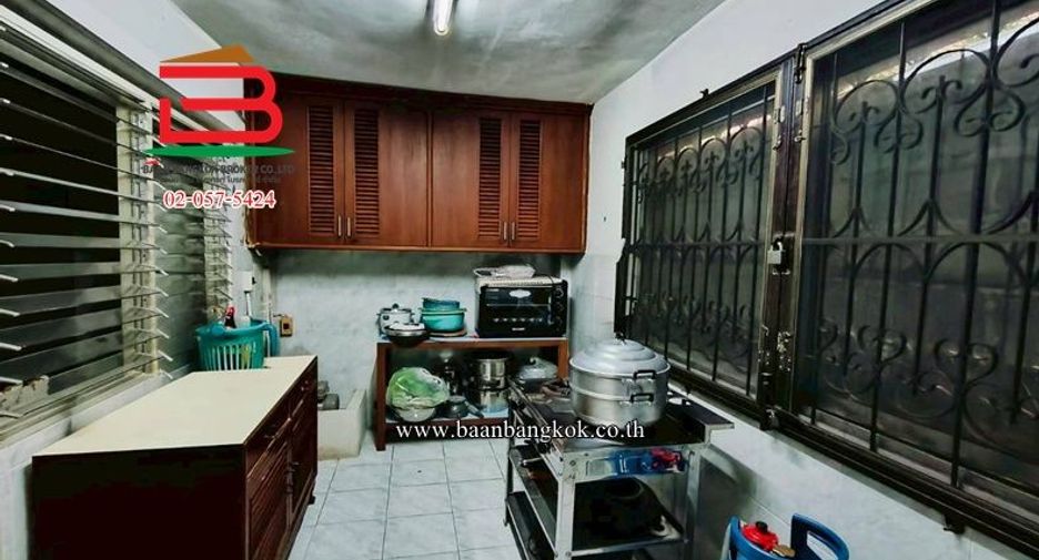 À vendre 3 chambres local commercial à Mueang Nonthaburi, Nonthaburi