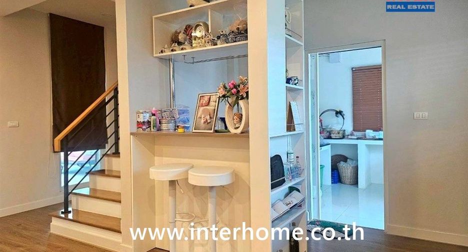 出售 4 卧室 独立屋 在 Bang Phli, Samut Prakan