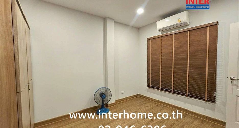 出售 4 卧室 独立屋 在 Bang Phli, Samut Prakan