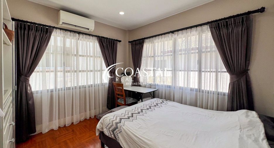 For sale 3 bedrooms house in East Pattaya, Pattaya