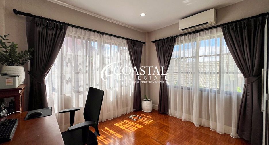 For sale 3 bedrooms house in East Pattaya, Pattaya