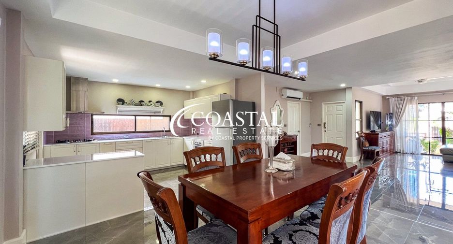 For sale 3 bedrooms house in East Pattaya, Pattaya
