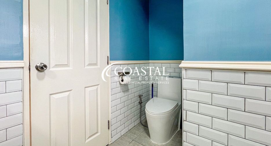 For sale 3 bedrooms house in East Pattaya, Pattaya