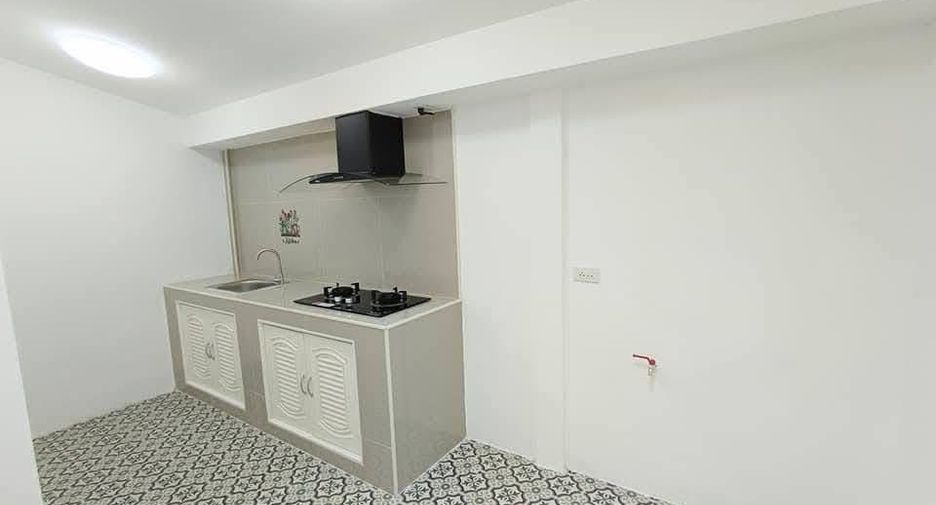 Casa adosada en venta de 2 habitaciones en East Pattaya, Pattaya