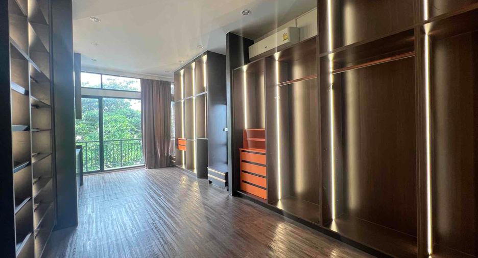 À louer 2 chambres local commercial à Lam Luk Ka, Pathum Thani