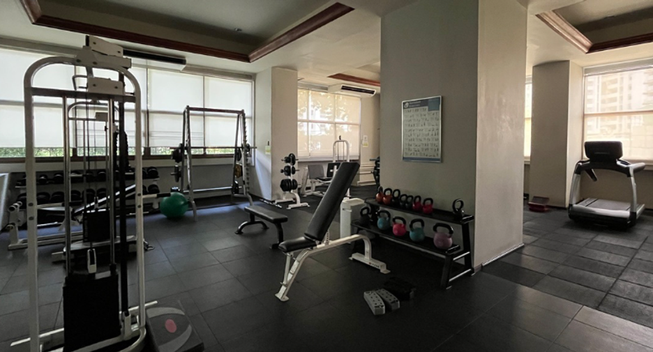 Condo en alquiler de 4 habitaciones en Watthana, Bangkok