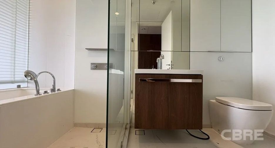 À vendre 2 chambres condo à Pathum Wan, Bangkok