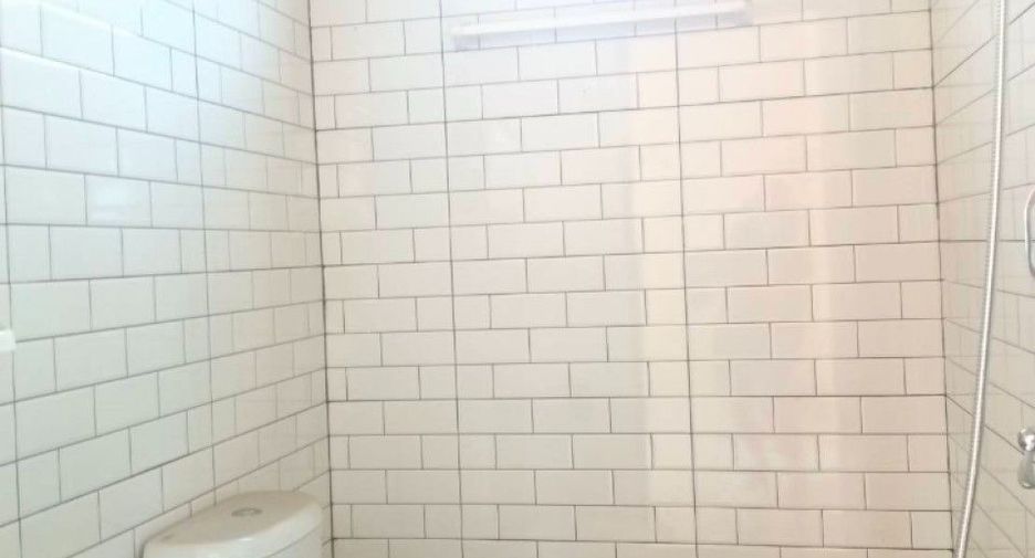 For sale 3 ベッドルーム house in Mueang Samut Sakhon, Samut Sakhon