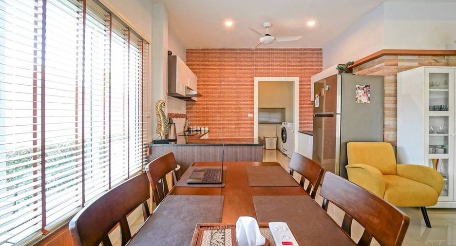 For sale 3 bedrooms house in East Pattaya, Pattaya