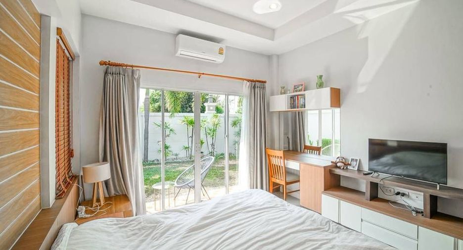 For sale 3 bedrooms house in East Pattaya, Pattaya