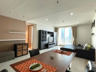 Condo en venta de 3 habitaciones en Sathon, Bangkok