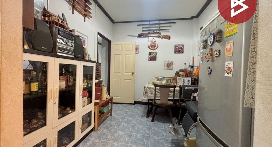 出售 2 卧室 独立屋 在 Ban Bueng, Chon Buri