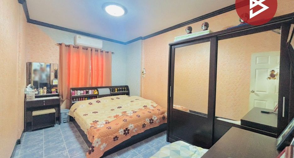 出售 2 卧室 独立屋 在 Ban Bueng, Chon Buri