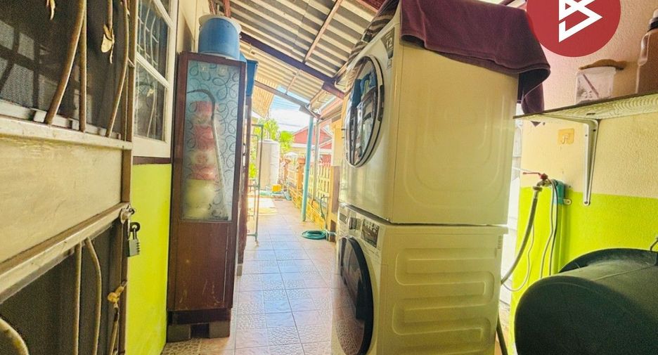 出售 2 卧室 独立屋 在 Ban Bueng, Chon Buri