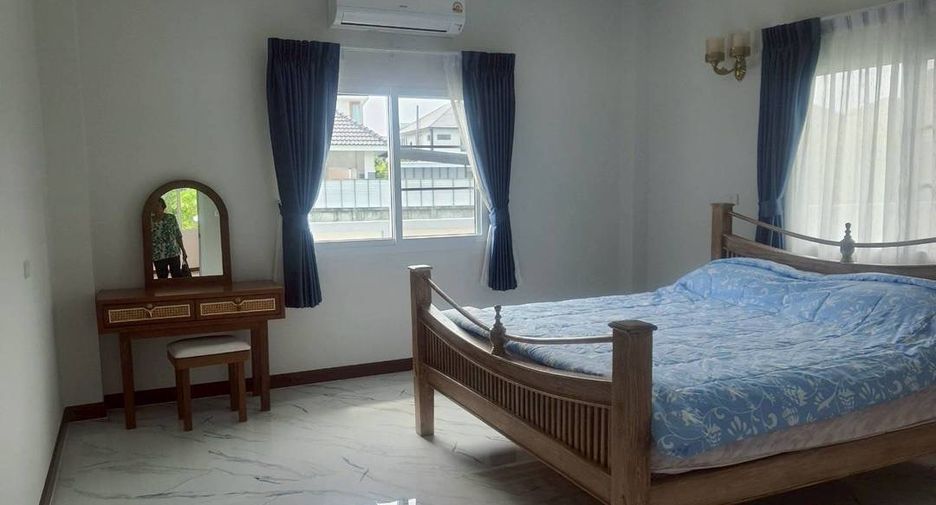 For rent 3 bedrooms house in San Sai, Chiang Mai