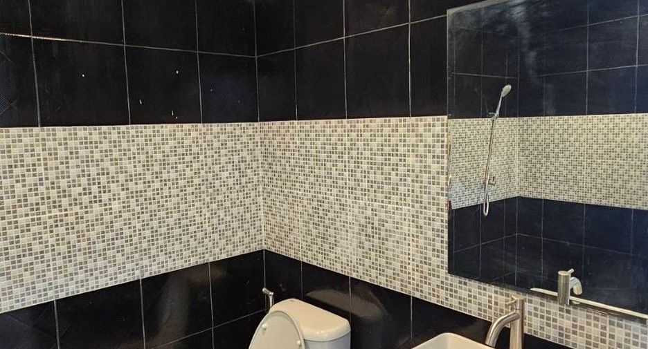 For sale 2 bedrooms townhouse in Bang Bua Thong, Nonthaburi