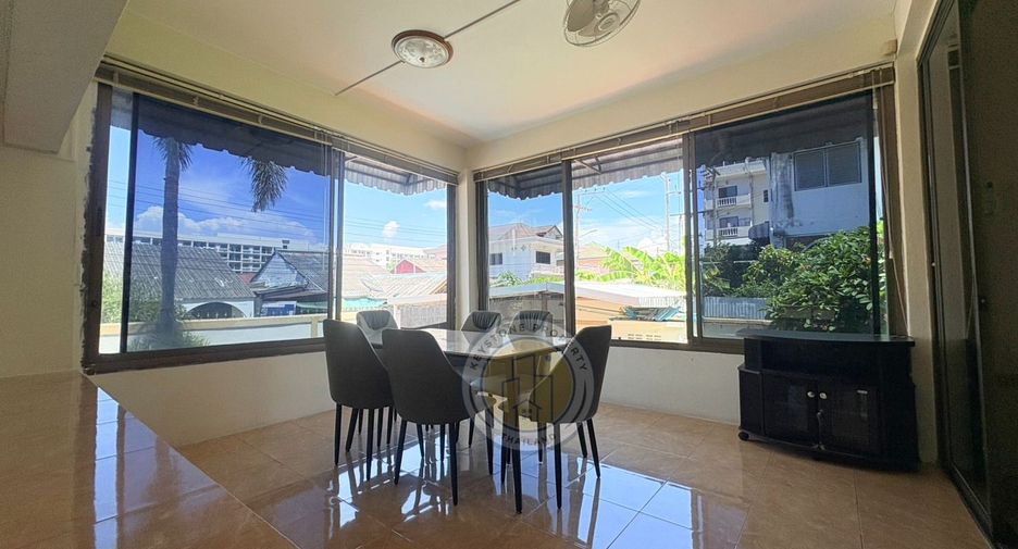 For rent 3 bedrooms villa in South Pattaya, Pattaya