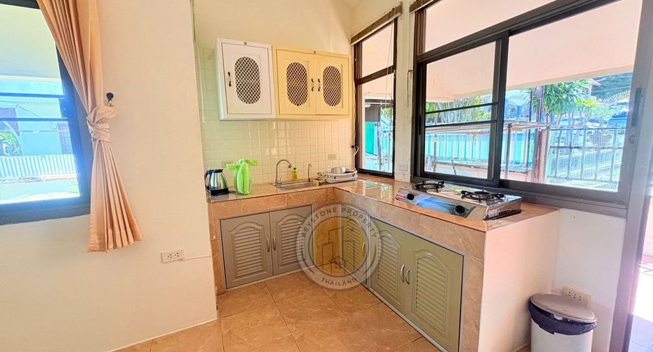 For rent 3 bedrooms villa in South Pattaya, Pattaya