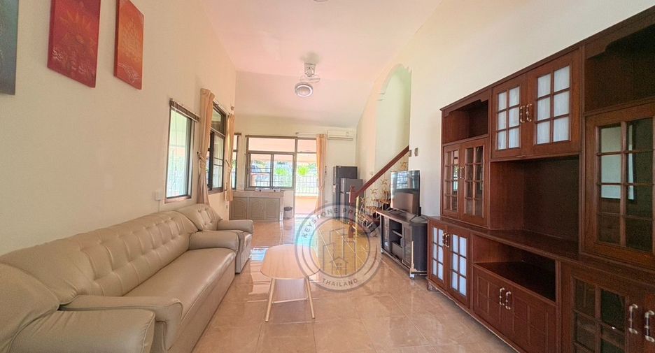 For rent 3 bedrooms villa in South Pattaya, Pattaya