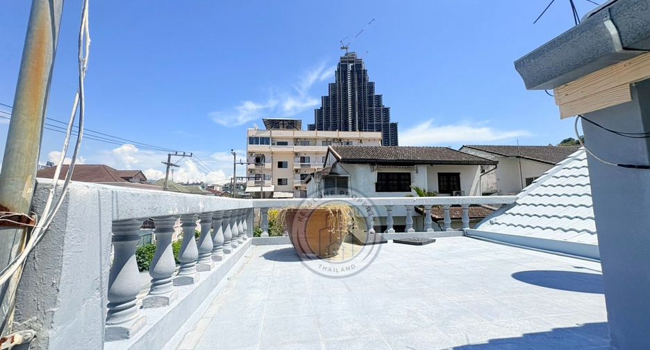 For rent 3 bedrooms villa in South Pattaya, Pattaya