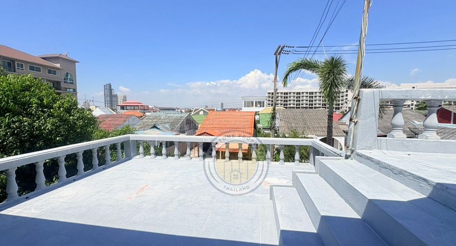 For rent 3 bedrooms villa in South Pattaya, Pattaya