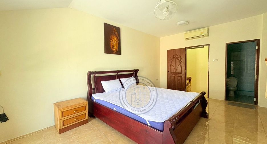 For rent 3 bedrooms villa in South Pattaya, Pattaya