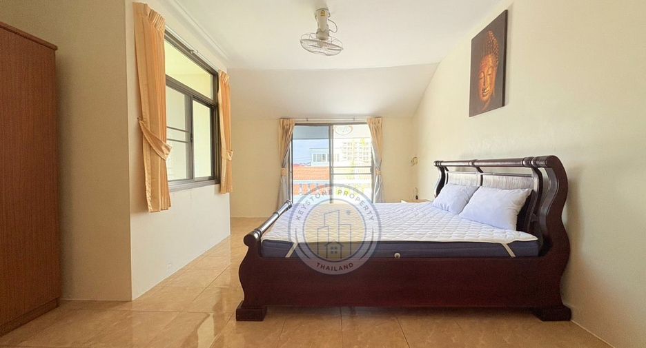 For rent 3 bedrooms villa in South Pattaya, Pattaya
