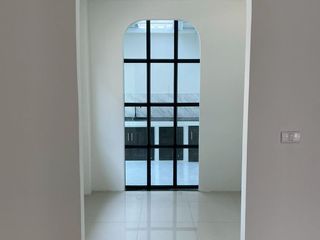 Casa en venta de 3 habitaciones en Si Racha, Chonburi
