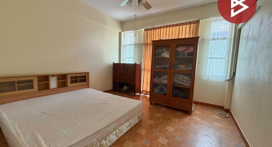 Local comercial en venta de 3 habitaciones en Tha Ruea, Phra Nakhon Si Ayutthaya