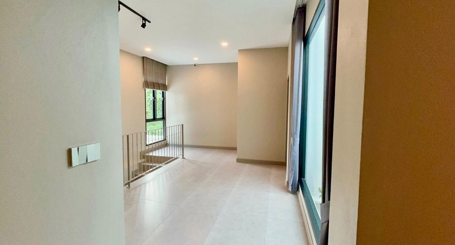 Villa zum Kauf mit 5 Zimmer in Mueang Chiang Mai, Chiang Mai