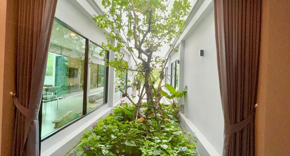 Villa zum Kauf mit 5 Zimmer in Mueang Chiang Mai, Chiang Mai