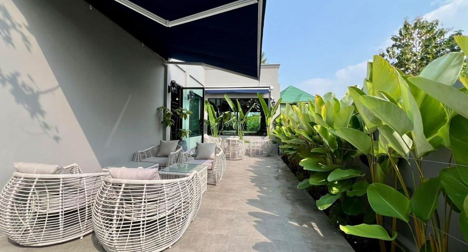 Villa zum Kauf mit 5 Zimmer in Mueang Chiang Mai, Chiang Mai