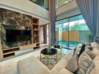Villa zur Miete und zum Kauf mit 4 Zimmer in Bang Lamung, Chonburi