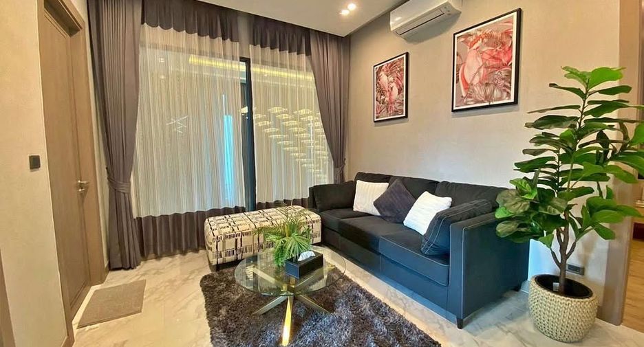 Villa en alquiler y en venta de 4 habitaciones en Huay Yai, Pattaya