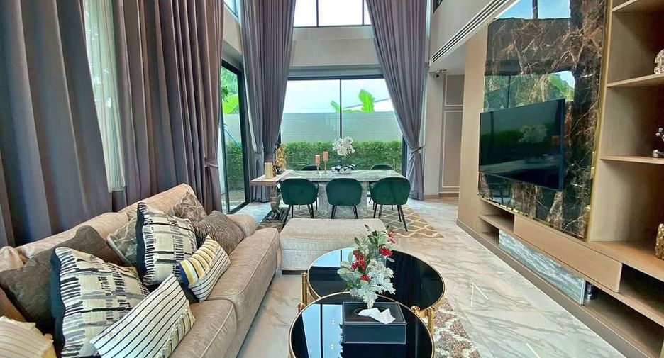 Villa en alquiler y en venta de 4 habitaciones en Huay Yai, Pattaya