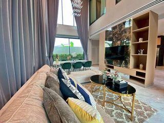 Villa zur Miete und zum Kauf mit 4 Zimmer in Bang Lamung, Chonburi