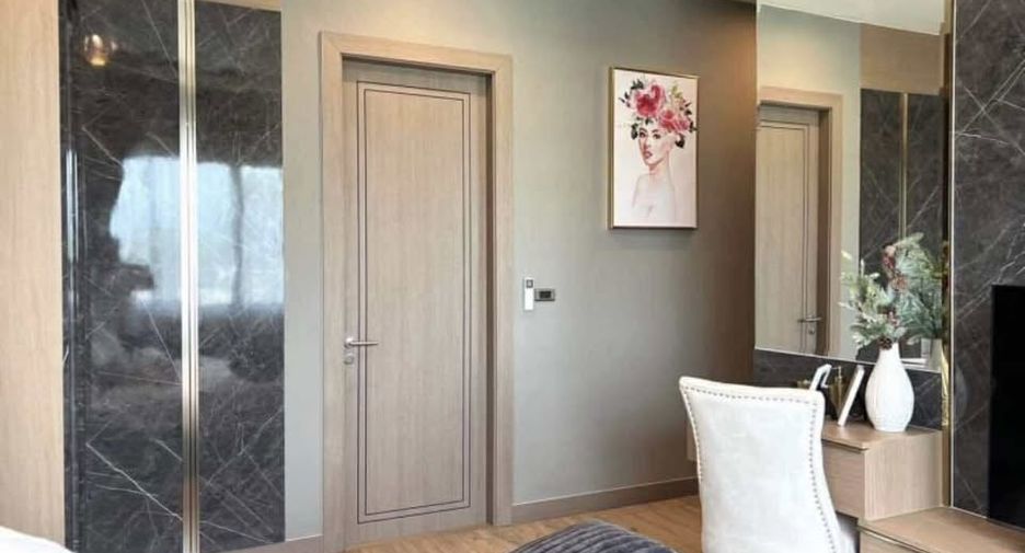 Villa en alquiler y en venta de 4 habitaciones en Huay Yai, Pattaya