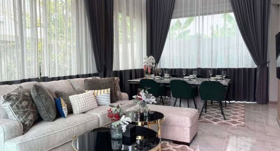 Villa en alquiler y en venta de 4 habitaciones en Huay Yai, Pattaya