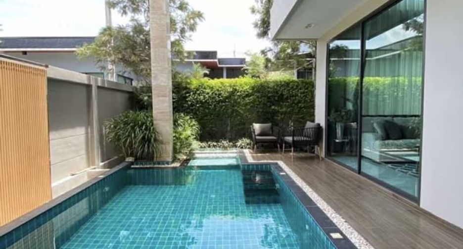 Villa en alquiler y en venta de 4 habitaciones en Huay Yai, Pattaya