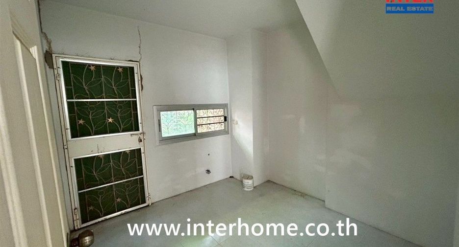 For sale 3 bedrooms house in Bang Sao Thong, Samut Prakan
