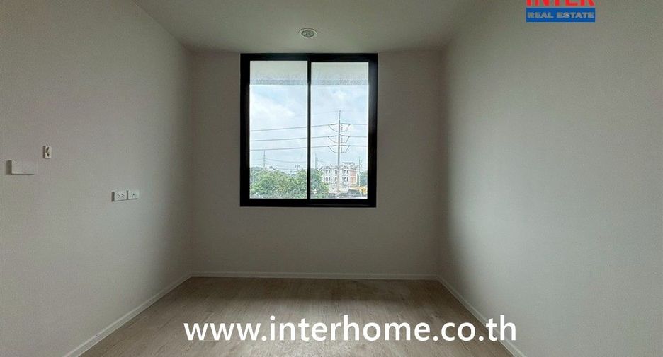 For sale 3 bedrooms townhouse in Don Mueang, Bangkok