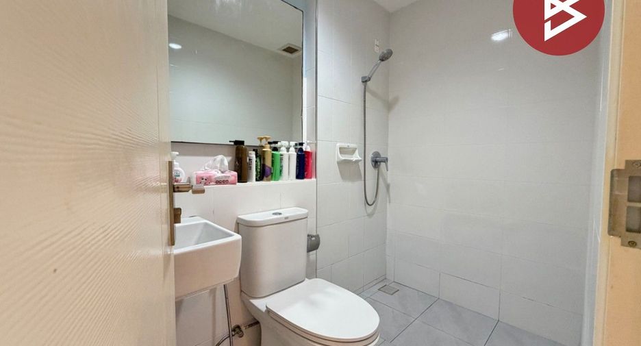 Casa adosada en venta de 3 habitaciones en Mueang Samut Prakan, Samut Prakan