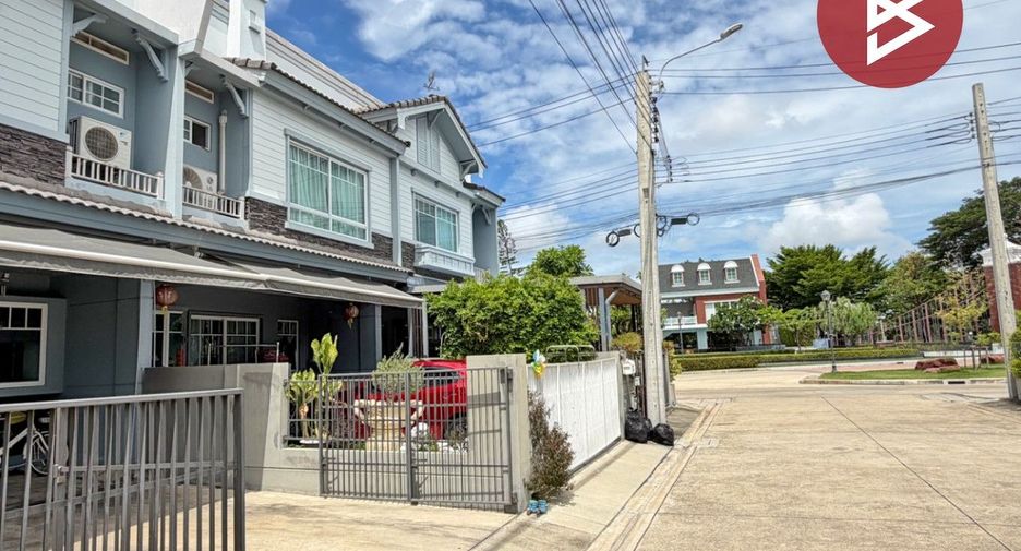 Casa adosada en venta de 3 habitaciones en Mueang Samut Prakan, Samut Prakan