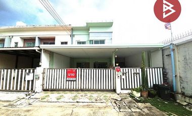 À vendre 3 chambres maison de ville à Lam Luk Ka, Pathum Thani