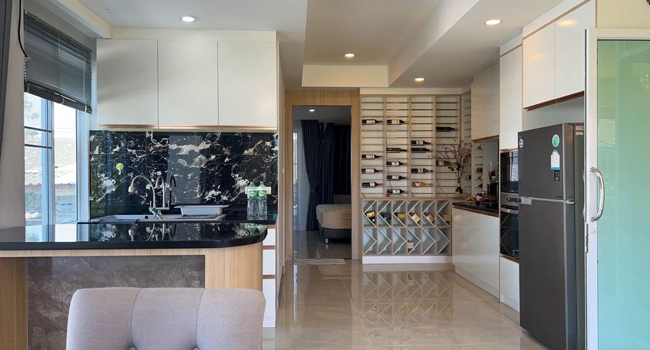 For sale 5 ベッドルーム house in South Pattaya, Pattaya