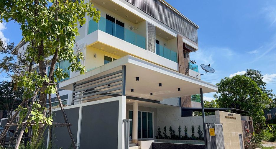 For sale 5 ベッドルーム house in South Pattaya, Pattaya