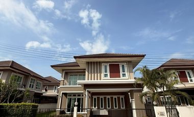 À vendre 4 chambres maison à San Kamphaeng, Chiang Mai