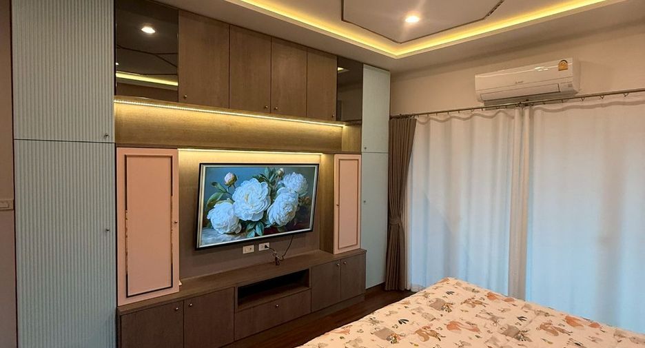 À vendre 4 chambres maison à San Kamphaeng, Chiang Mai