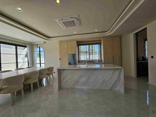 Casa en venta de 4 habitaciones en Bang Lamung, Chonburi